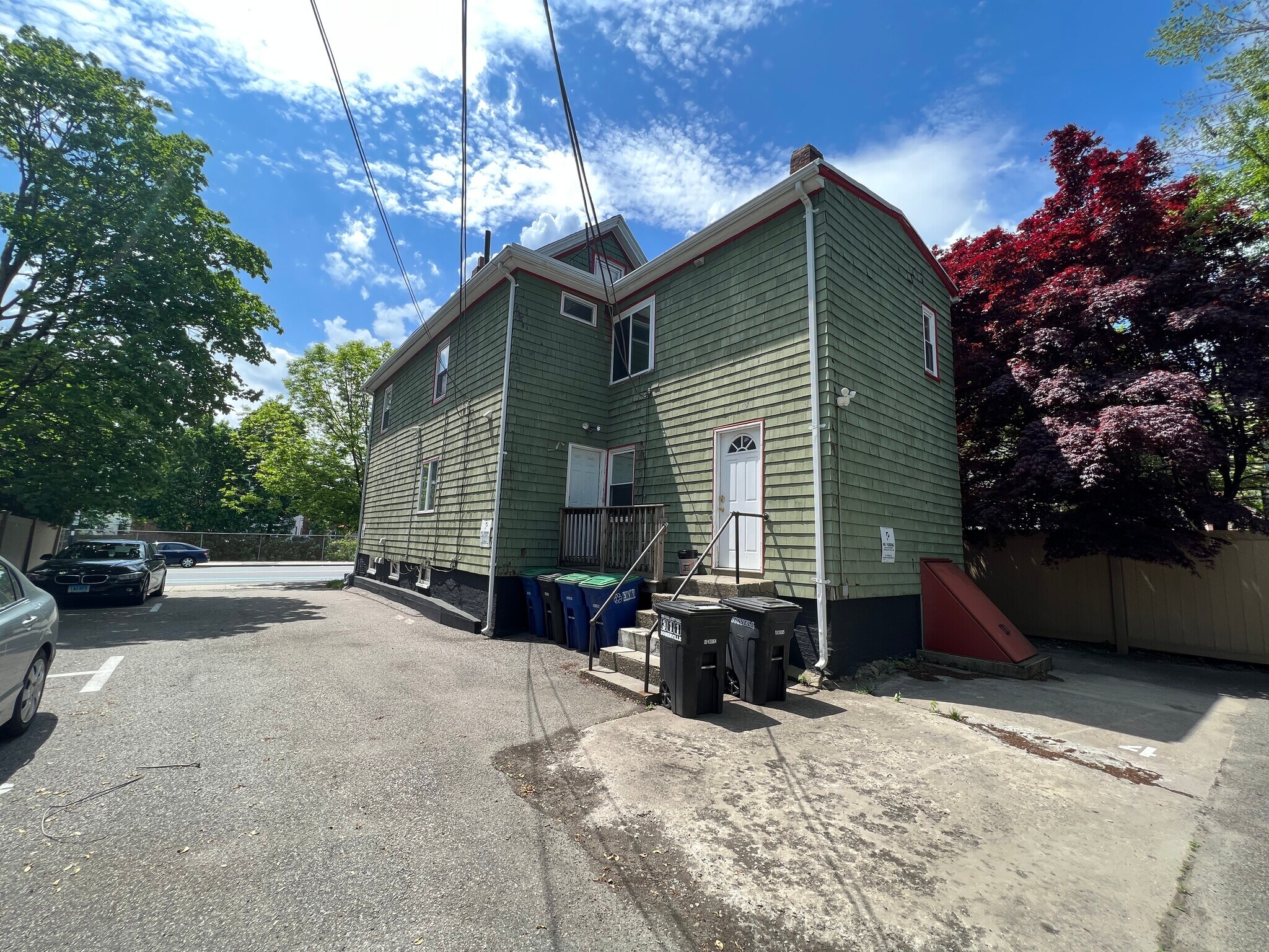 Building Photo - 735 Somerville Ave