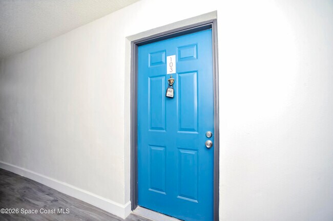 Building Photo - 3165 South St