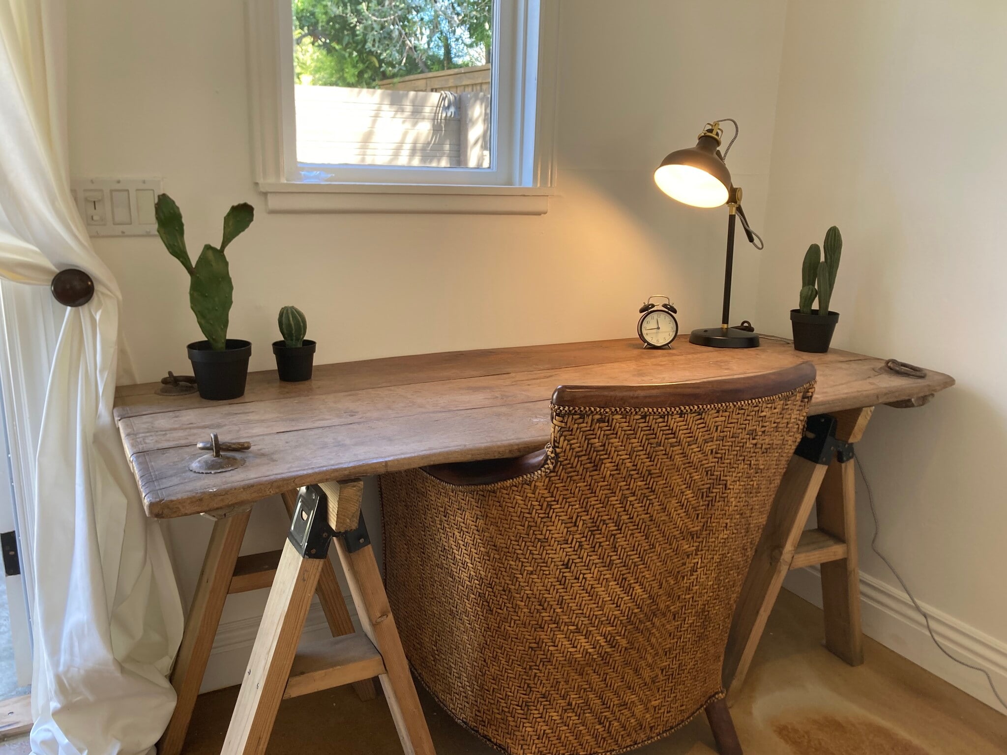 Building Photo - 5744 Calhoun Ave