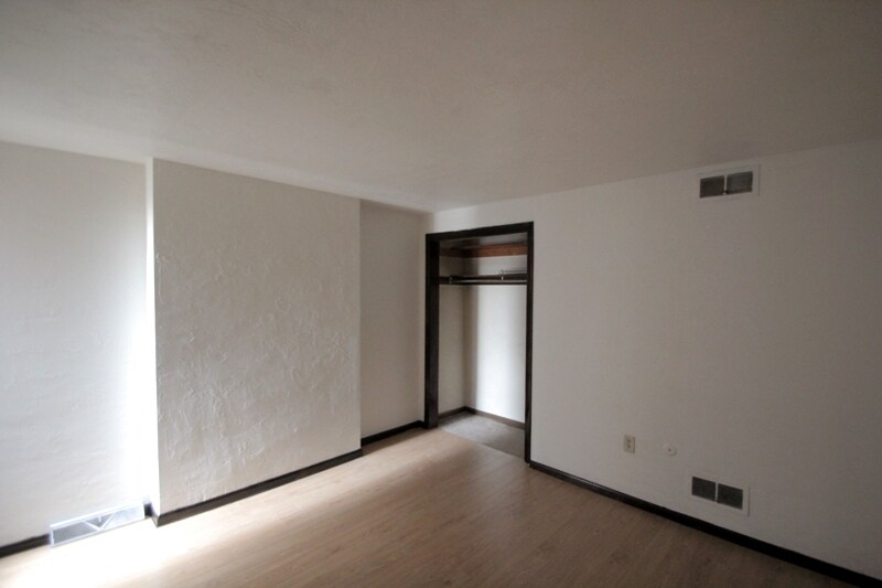 Building Photo - 317 S Trenton Ave