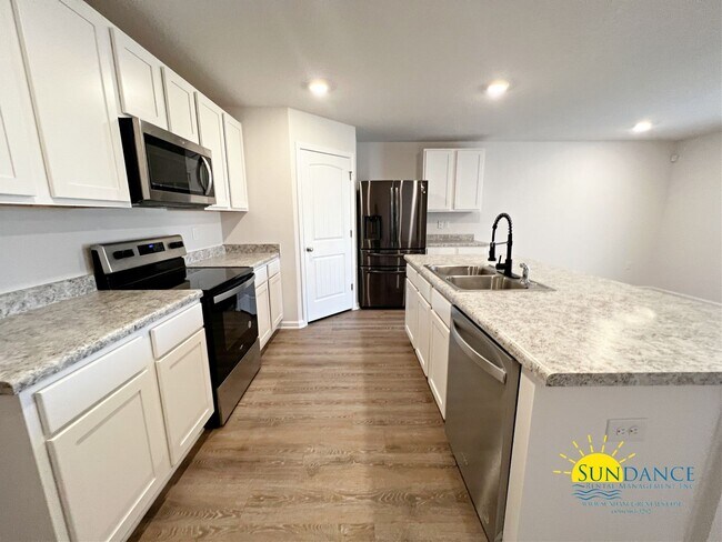 Building Photo - Gorgeous 4 bedroom home in Timberland Ridg...