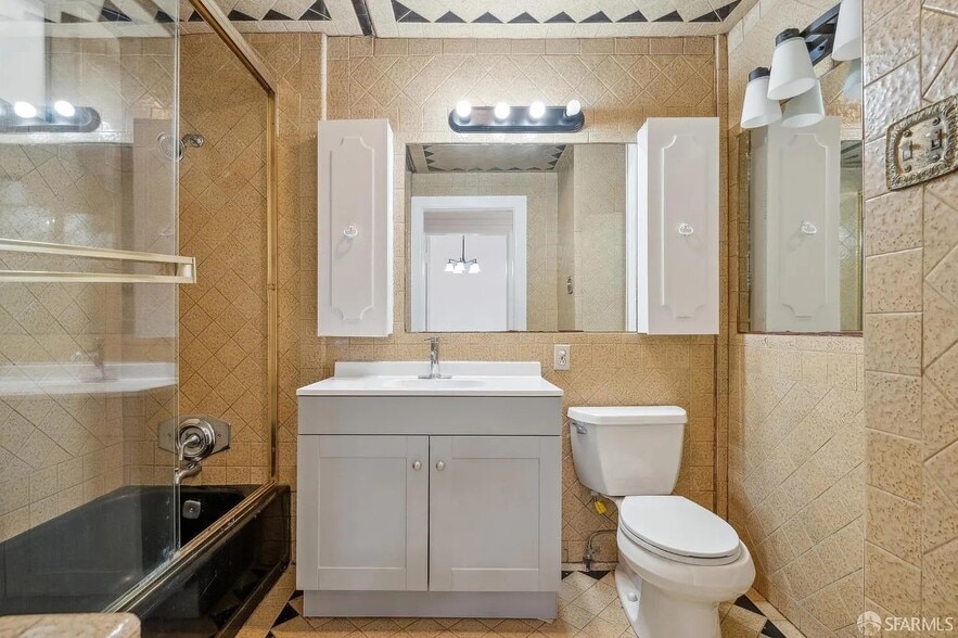 Building Photo - 1343 Pierce St