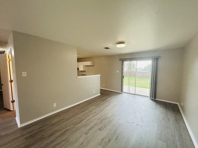 Building Photo - 3822 Krie Trail