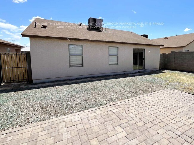 Building Photo - 12648 N Main St