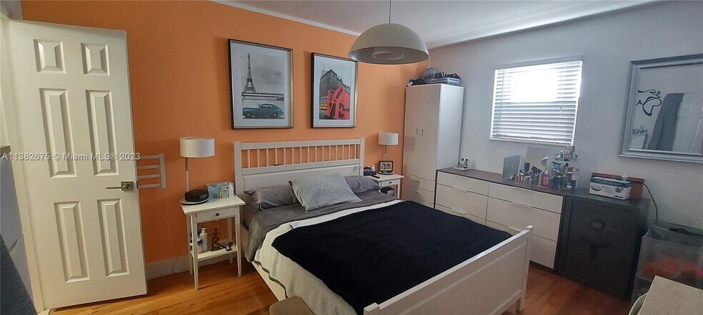 Building Photo - 8105 SW 17th Ter