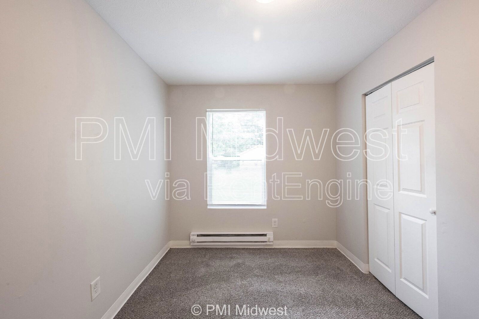 Building Photo - 622 N Linwood Ave