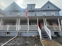 Building Photo - 216 Horton St