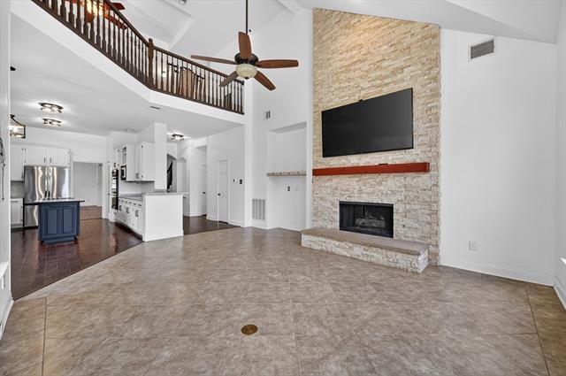 Building Photo - 2400 Sweet Grass Trail