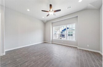 Building Photo - Brand New 3 Story Townhome