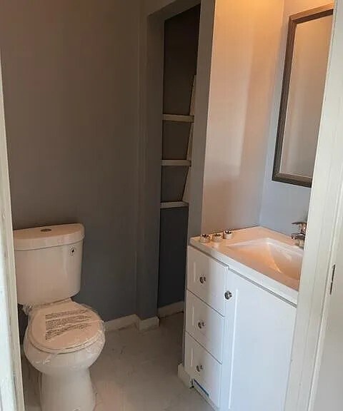 Building Photo - 8 Hagood Ave