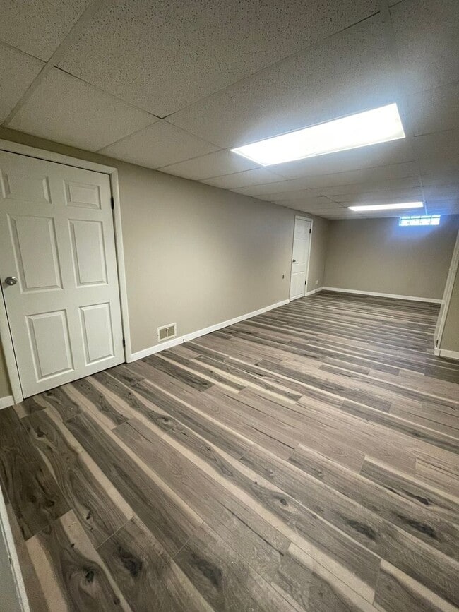 Building Photo - 5857-5859 N 93rd