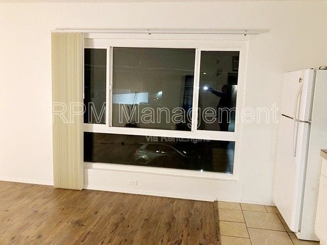 Building Photo - 17433 Vanowen St