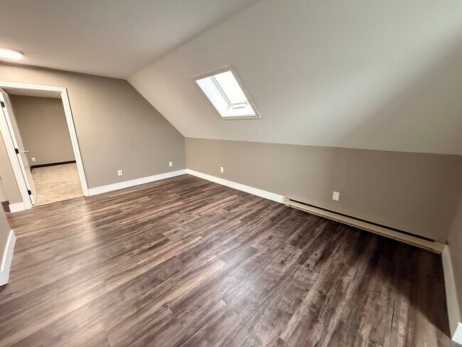 Building Photo - 70 3rd St