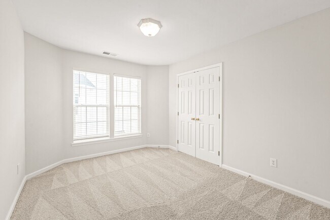 Building Photo - (Coming Soon) 4 Bedroom Home with a Bonus Room in Ballantyne!
