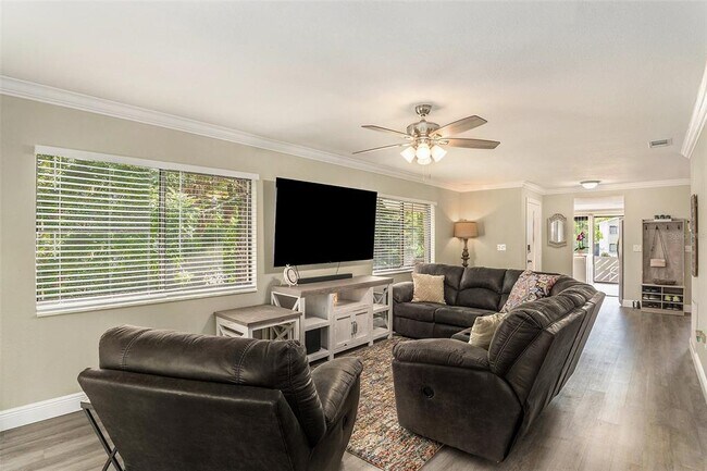 Building Photo - 12308 Eagleswood Dr