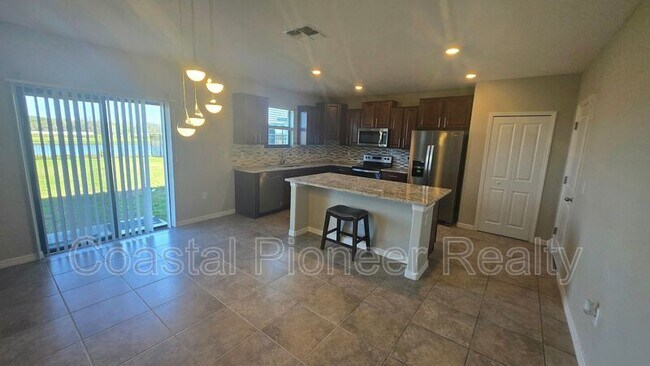 Building Photo - 9613 Sage Creek Dr