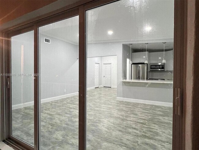 Building Photo - 3681 NE 170th St