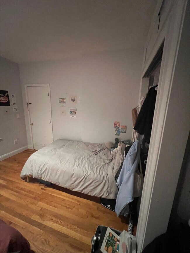 Building Photo - 57 Westland Ave