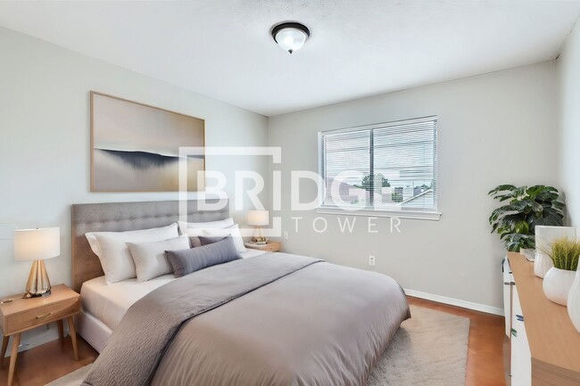 Building Photo - 7404 Rutgers Cir