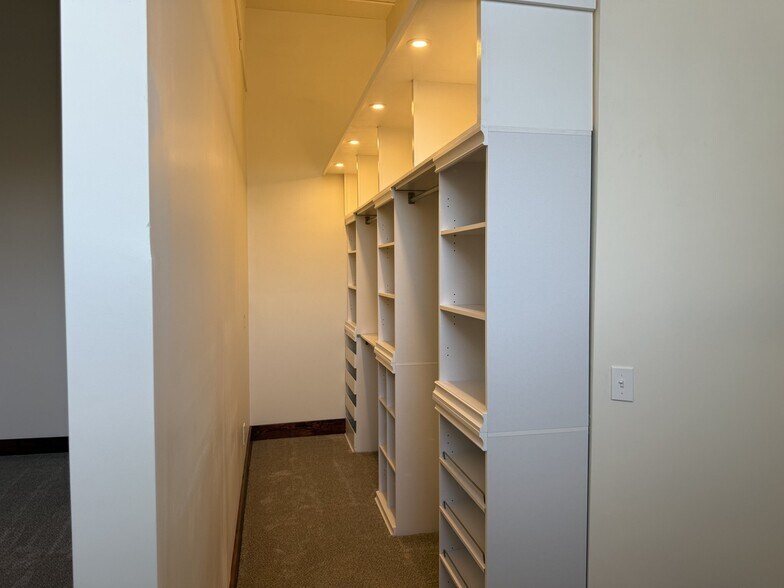 Building Photo - 249 N Athenian Ave