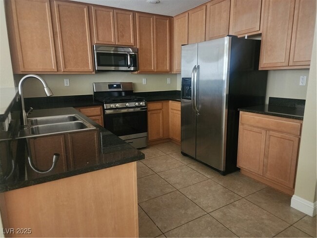 Building Photo - 2084 Waterlily View St