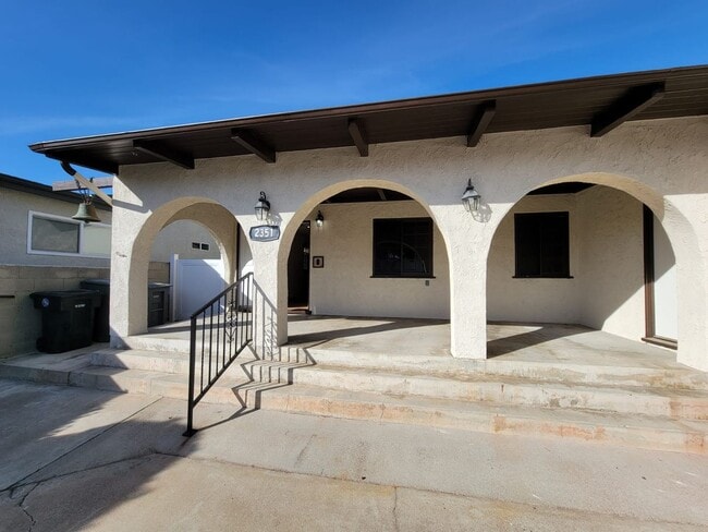 Building Photo - Torrance - 3 bd / 2 ba Home! GREAT LOCATION!!