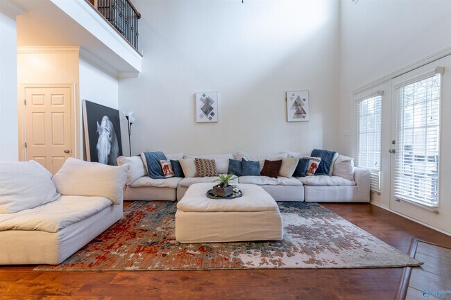 Building Photo - 3187 Mallard Point Dr SE