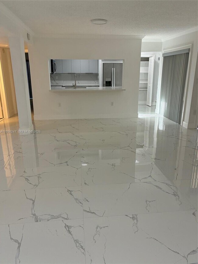 Building Photo - 9040 SW 125th Ave