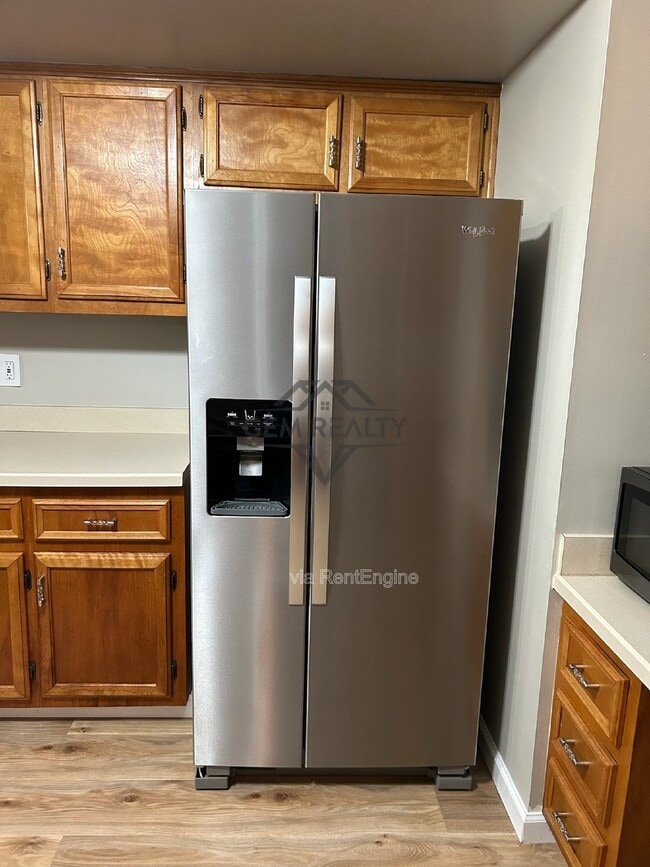 Building Photo - 100 Kendallwood Dr