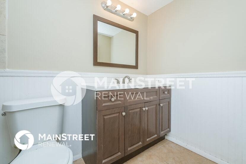 Building Photo - 9141 Suffolk Ln