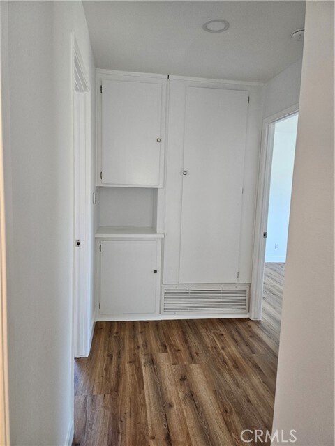 Building Photo - 2136 Elderway Dr