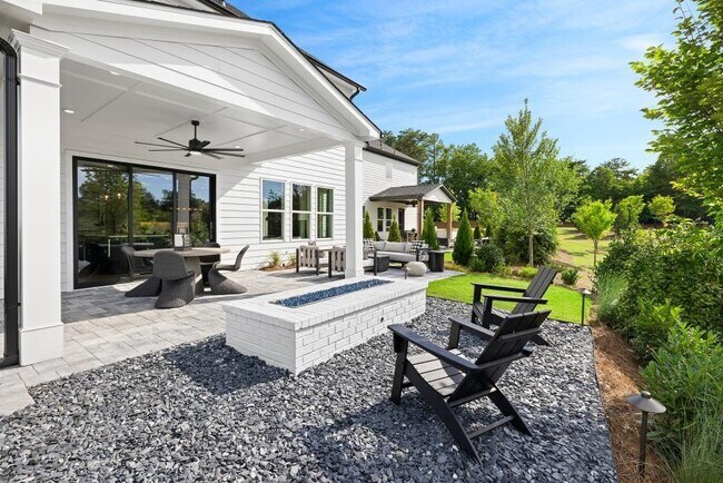 Building Photo - 1114 Winding Br Dr