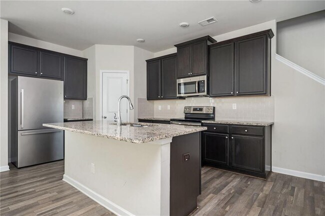 Building Photo - 1611 Meadow Crossing