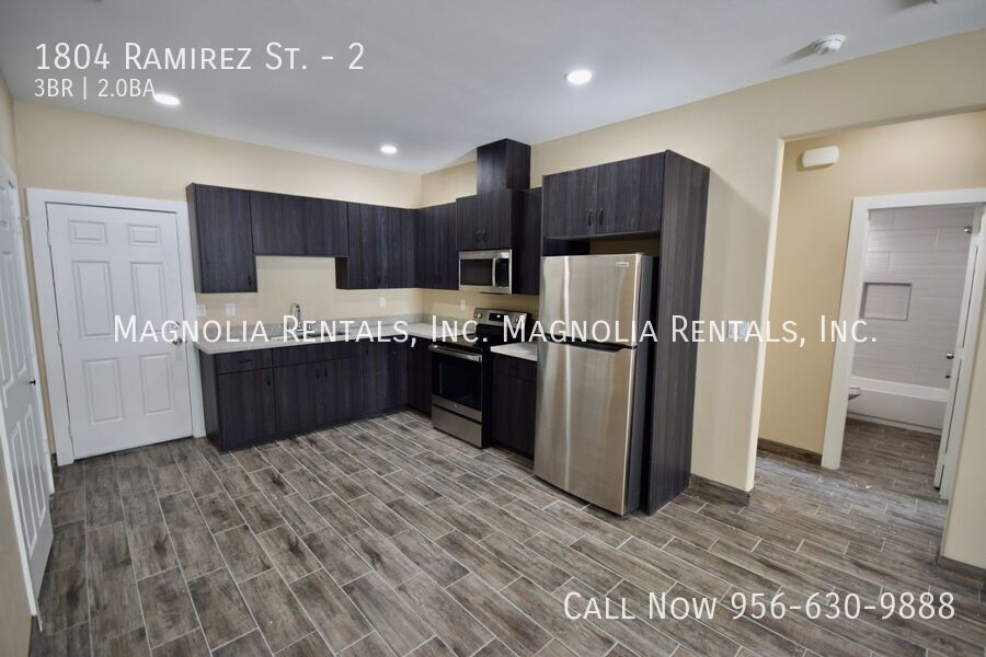 Building Photo - 1804 Ramirez St