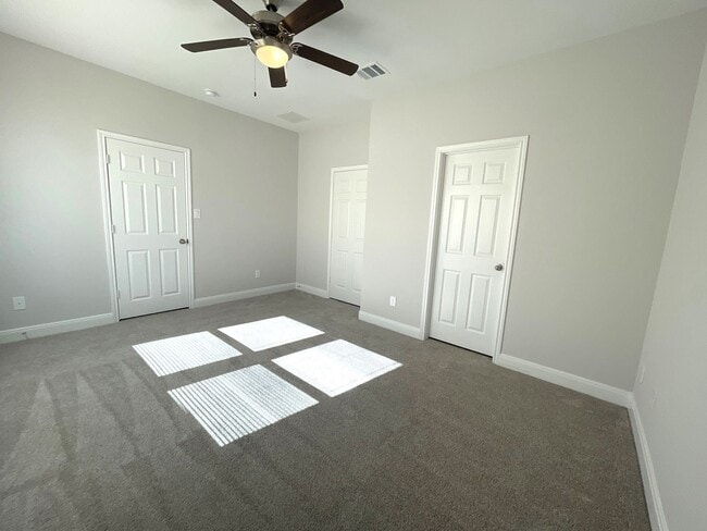 Building Photo - 1120 5th Ave N