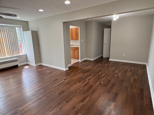 Building Photo - 2025 Move-In Special – $200 Off First Month’s Rent!! Spacious 3-Bedroom Condo in Randle Heights!!