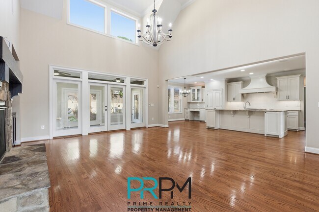 Building Photo - 129 Griffith Hill Way