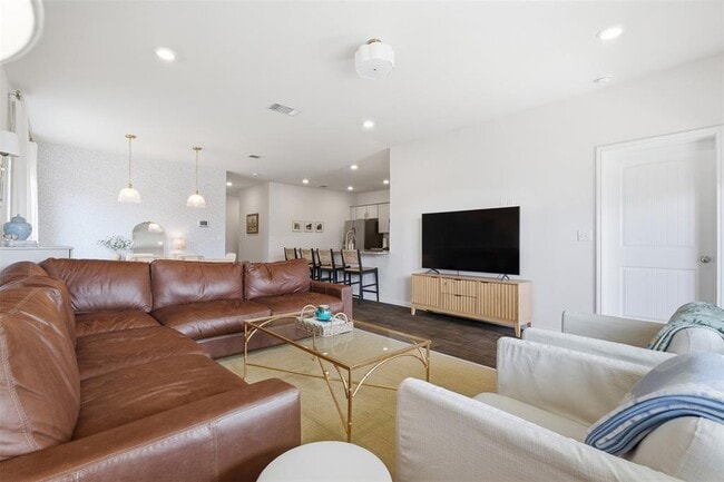 Building Photo - 128 Finley Rae Dr