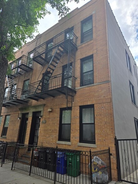 Building Photo - 2415 41st St