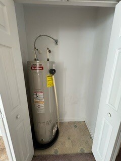 Water Heater/ Storage - 228 Sunset Dr