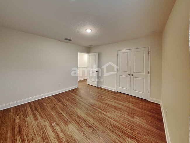 Building Photo - 6209 Little Blf Cir