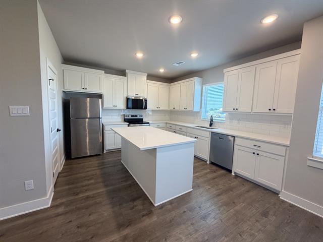 Building Photo - 920 Cooksey Ct