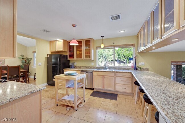 Building Photo - 5844 Buhl Ct