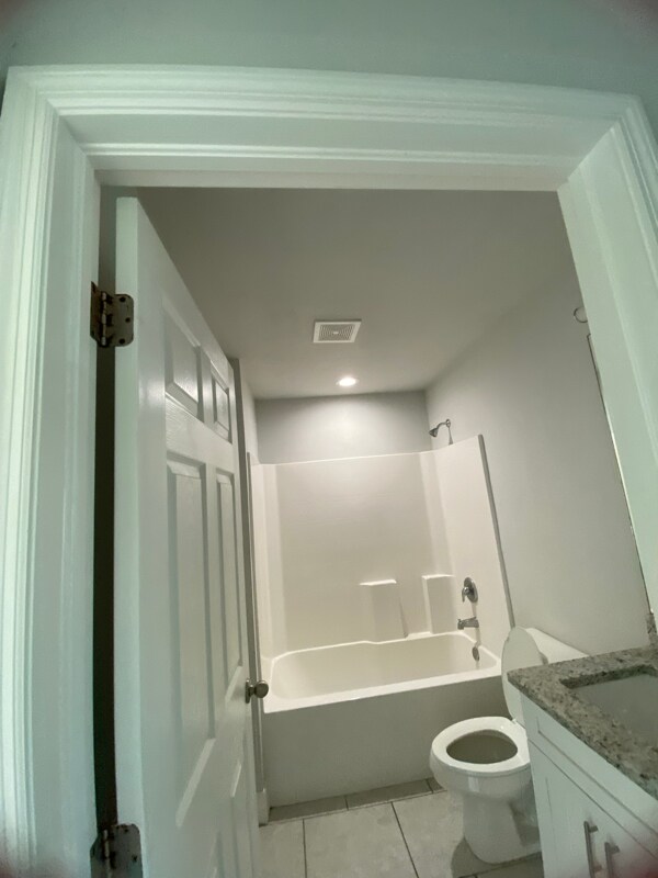 Building Photo - 5011 Benton St