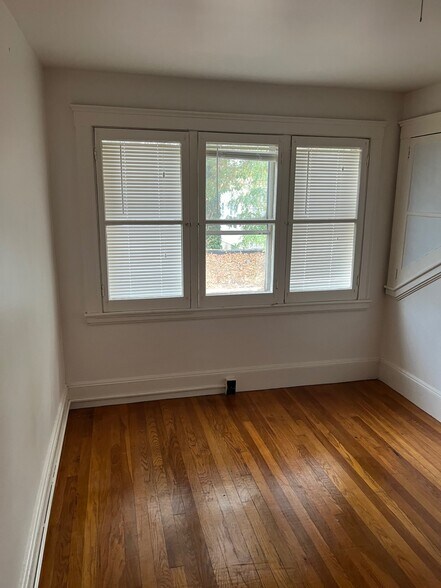 1st Bedroom - 26 South Crescent Circuit