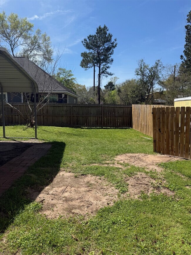 Building Photo - 615 Texas St