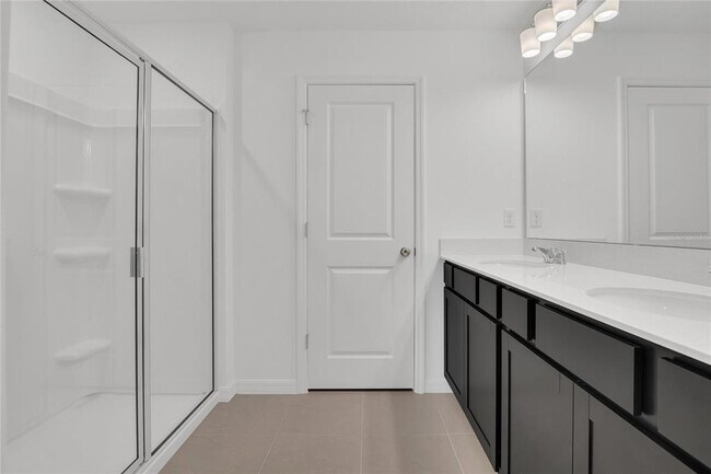 Building Photo - 4621 ORCHARD VIEW Aly