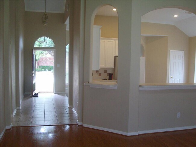 Building Photo - 14906 White Forge Ln