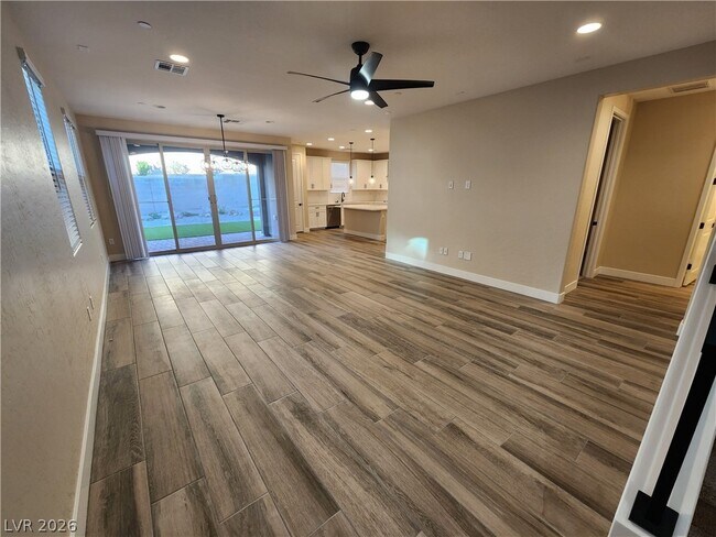 Building Photo - 2209 Fish Hawk St