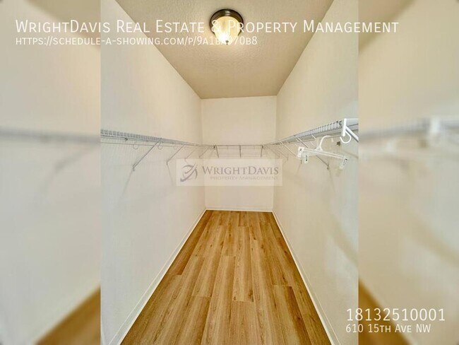 Building Photo - 610 15th Ave NW